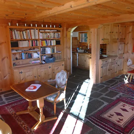 펜션 Chalet Casa Chistiala Dadens *